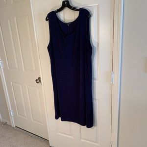 Vikki Vi navy sleeveless sheath dress NWOT